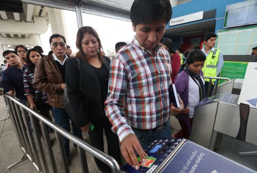 Metro de Lima. Foto: ANDINA/Norman Córdova