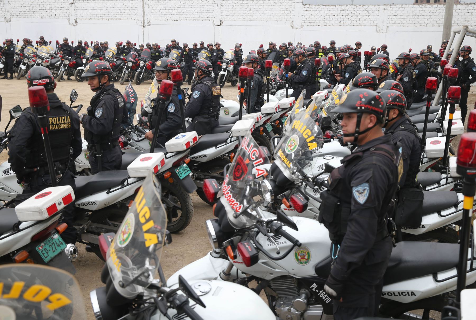 Fortalecen seguridad ciudadana en San Juan de Lurigancho con 400 policías y 200 motos desplegados por Región Policial Lima. ANDINA/Oscar Farje