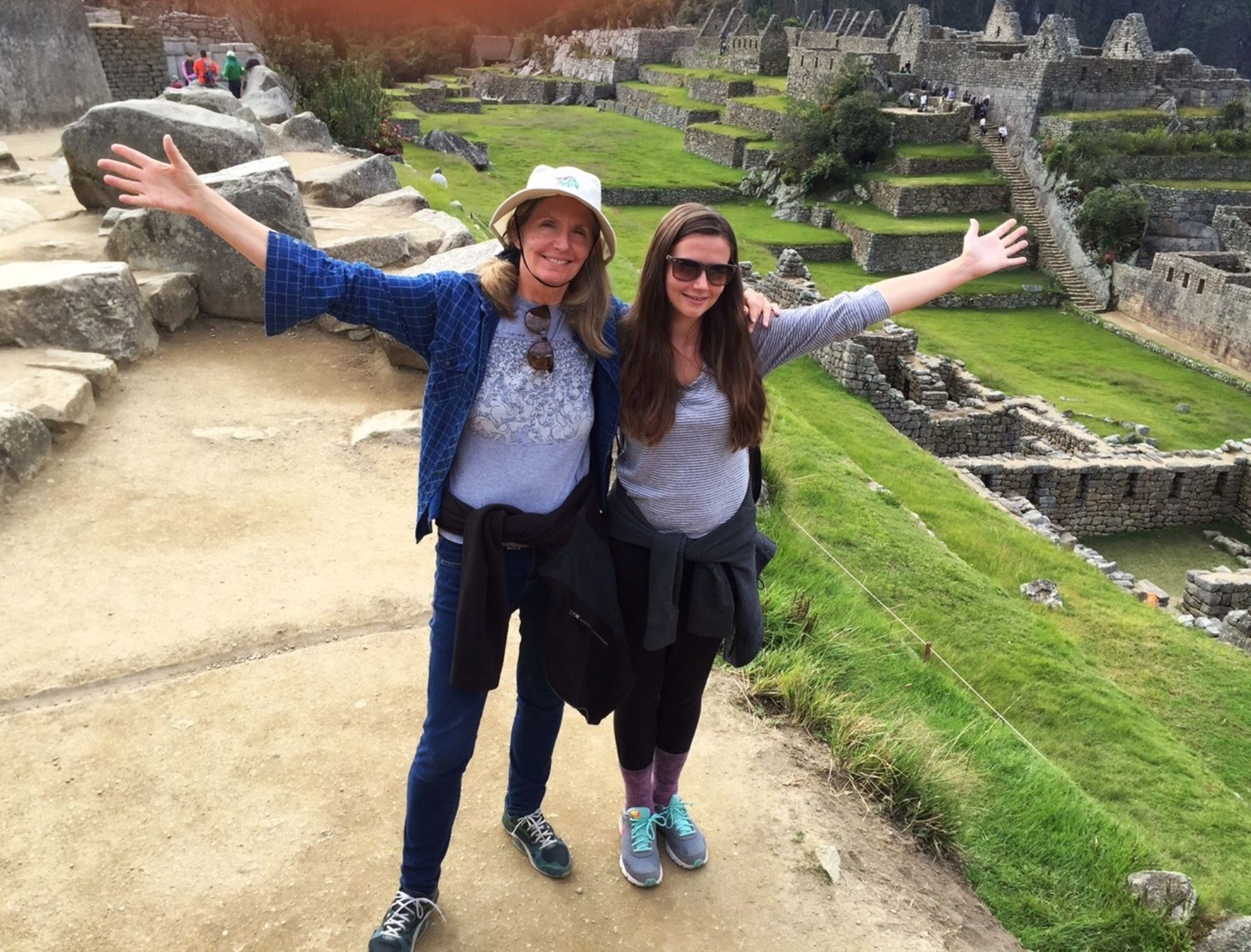 Pam Grout y su hija recargaron energías en Cusco