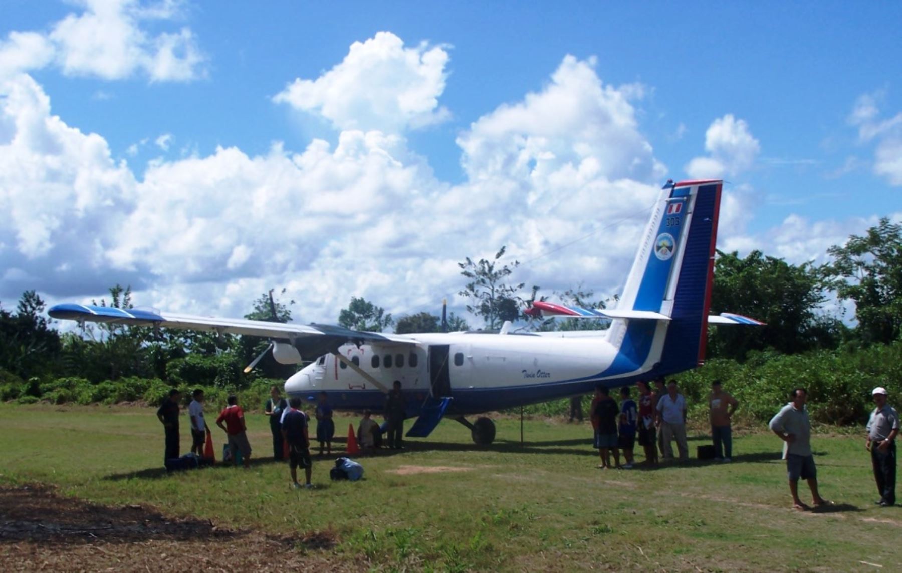 El Ministerio de Transportes y Comunicaciones (MTC) subsidió los pasajes aéreos de 23,351 residentes en once localidades fronterizas de la Amazonía, de enero a setiembre de este año. ANDINA/archivo