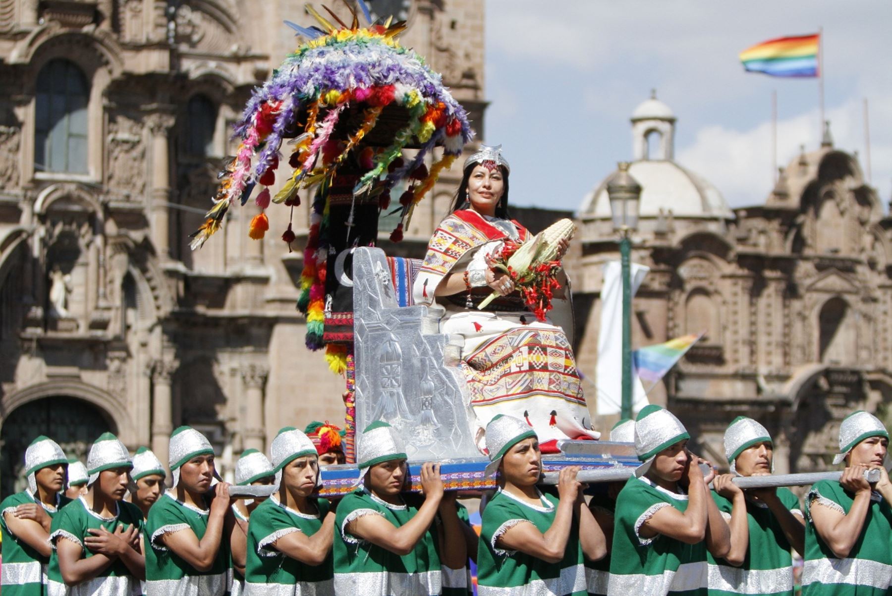 Inti Raymi se lleva a cabo en la ciudad del Cusco en su mes jubilar.