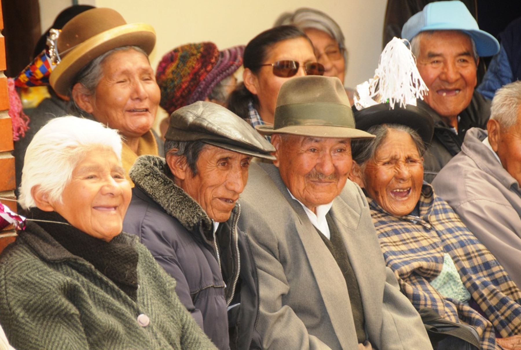 Buscan que más adultos mayores de 65 años de Sullana se beneficien del programa Pensión 65. FOTO: ANDINA