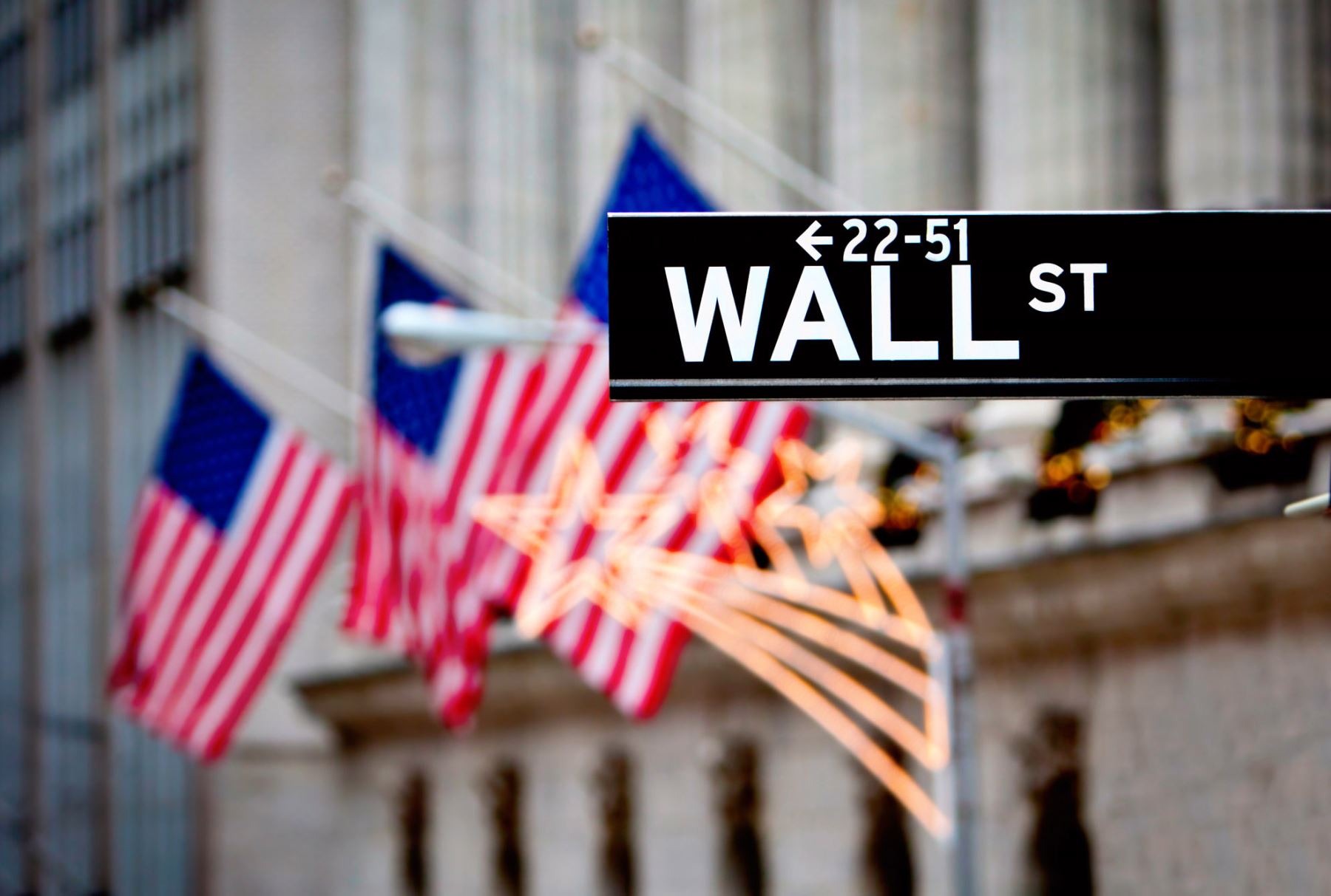 Wall Street, la calle de Nueva York donde se concentran las grandes operaciones de inversiones mundiales. INTERNET/Medios
