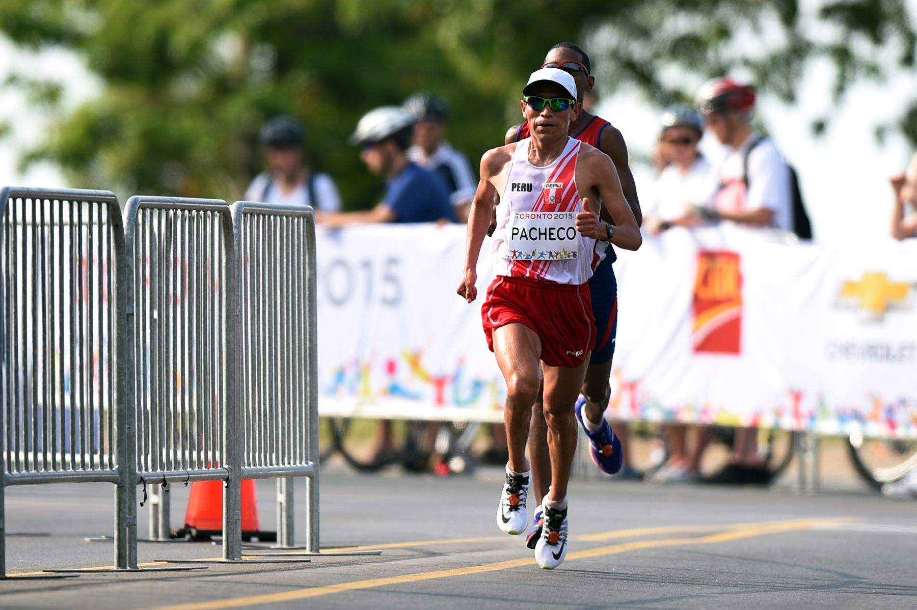 Raúl Pacheco consiguió la medalla de oro en maratón.