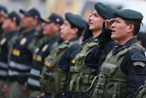 En diciembre próximo, se aplicará el tercer tramo de incremento remunerativo para policías y militares, informó presidenta Boluarte Foto: ANDINA/archivo.