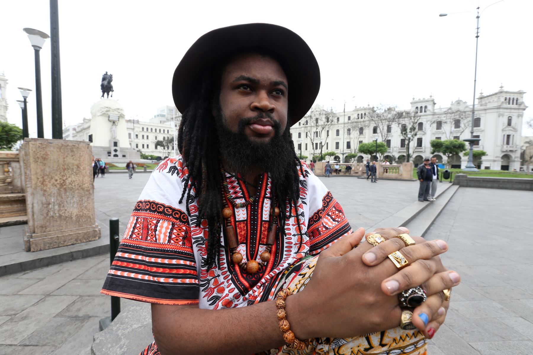 Escritor nigeriano Onyeka Nwelue