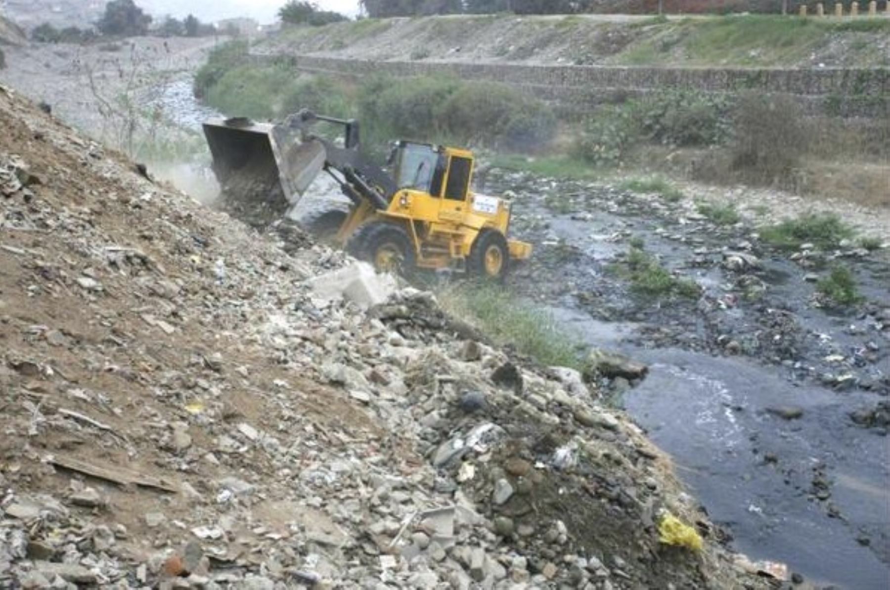 Reclaman trabajos de descolmatación de ríos de Lima para evitar inundaciones. Foto: ANDINA/Difusión