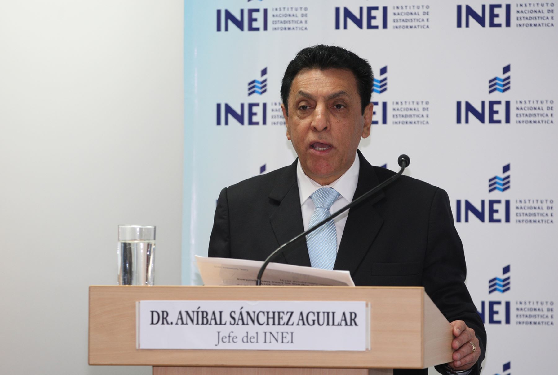 LIMA,PERÚ-SETIEMBRE 15.Jefe del INEI,Anibal Sanchez en conferencia de Prensa.Foto/ANDINA/Héctor Vinces.