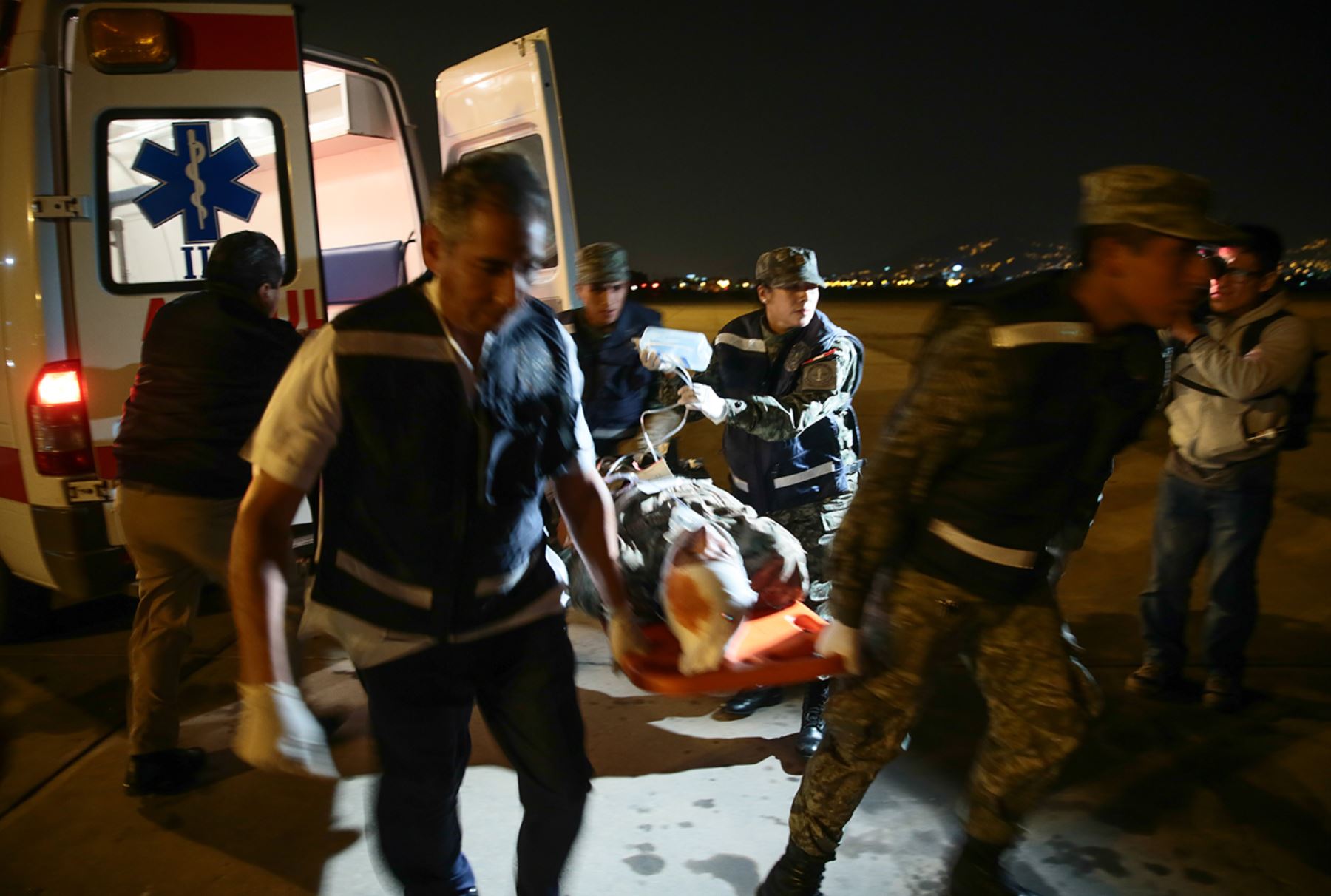 LIMA,PERÚ-SETIEMBRE 17. Simulacro de evacuación aeromédica en el hospital central de la FAP ante un eventual fenómeno el niño.Foto: ANDINA/Carlos Lezama