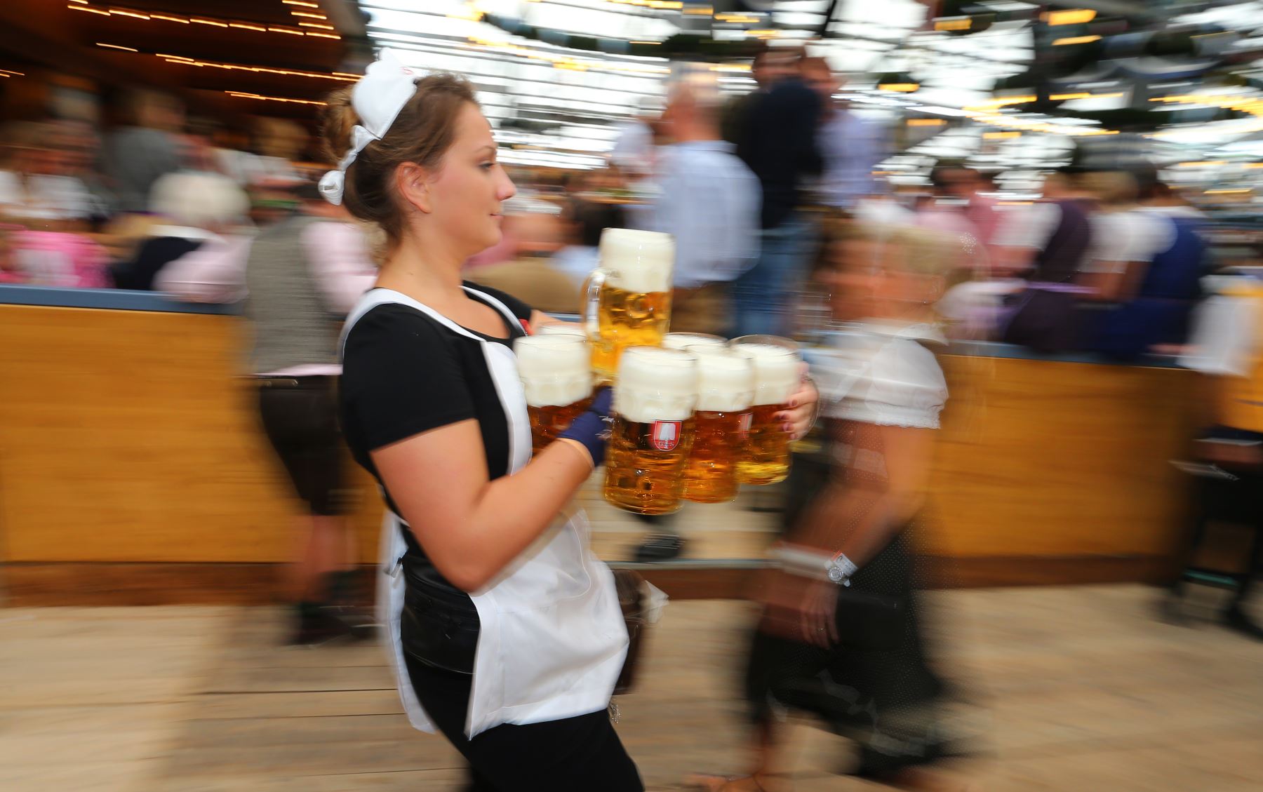 182º edición de la Oktoberfest, el mayor festival dedicado a la cerveza en todo el mundo. Foto: AFP