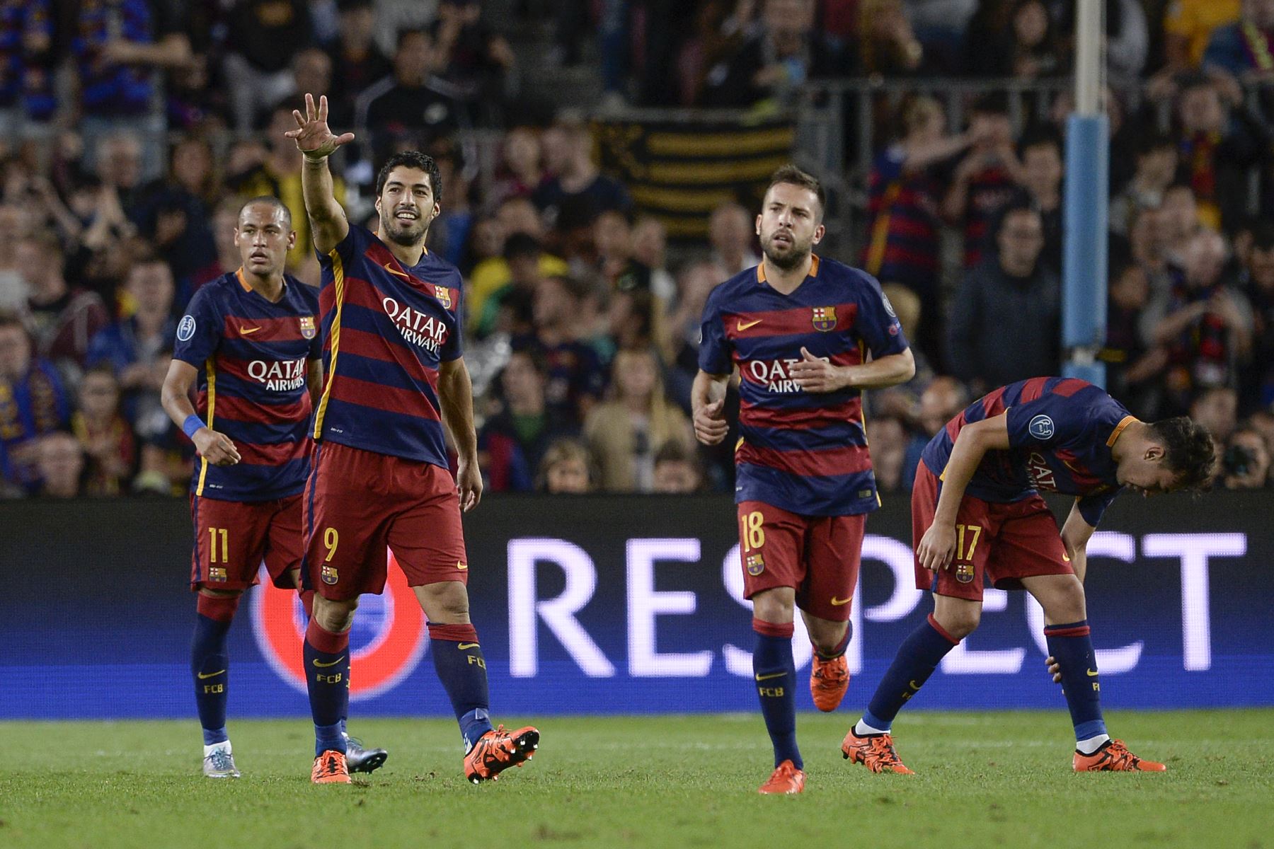 Luis Suárez anotó el gol del triunfo del Barcelona 2-1 ante el Bayer Leverkusen. Foto: AFP.