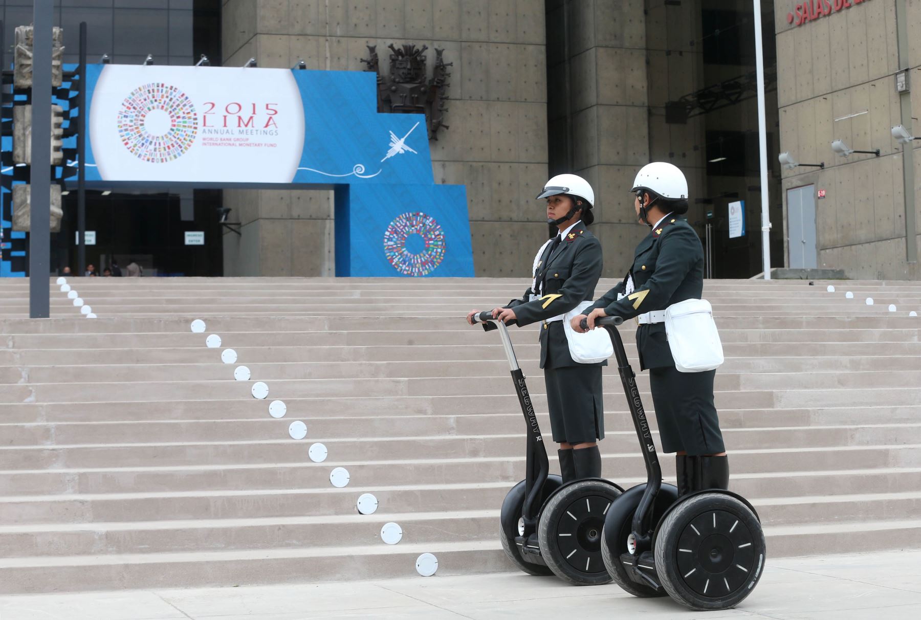 LIMA,PERÚ- OCTUBRE 05. Hoy se inicia las reuniones del Banco Mundial y FIM Internacional Foto: ANDINA/Vidal Tarqui