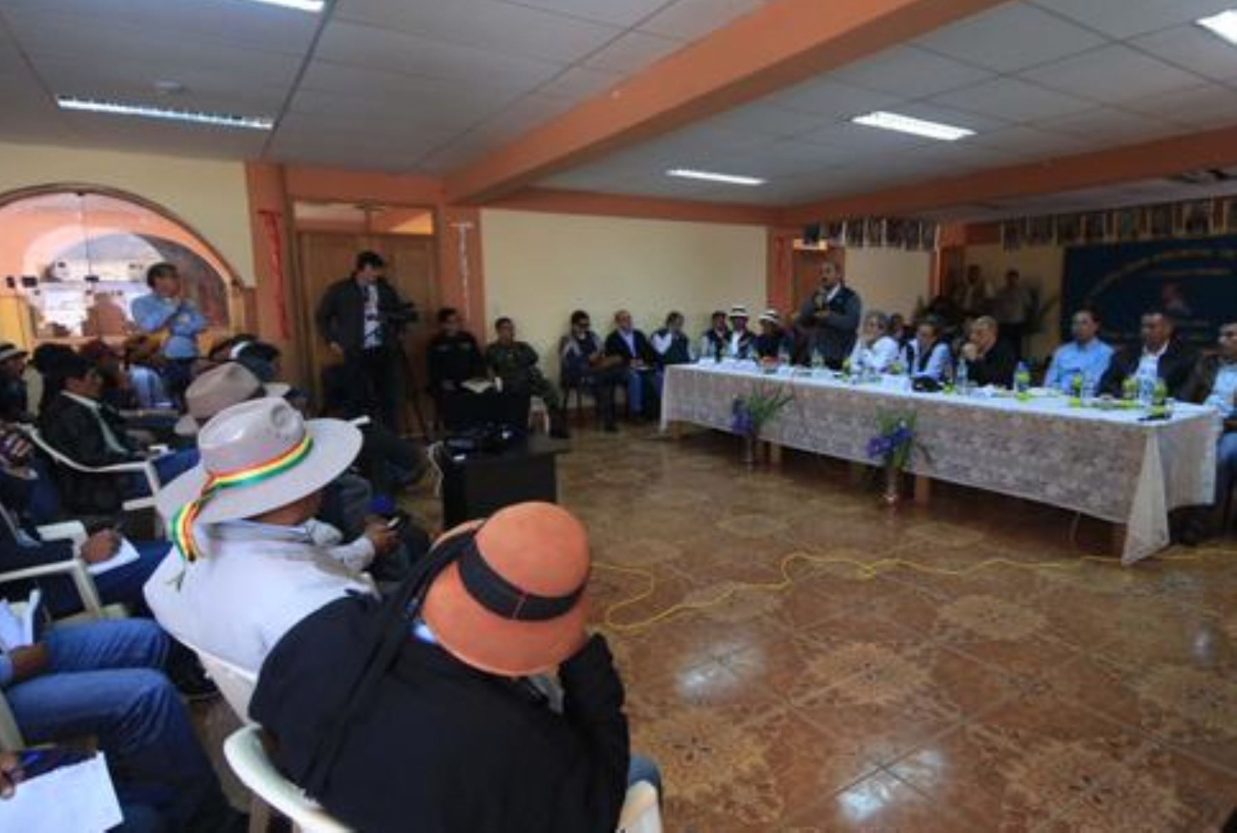 Las Bambas: concluye mesa de diálogo entre Ejecutivo y autoridades de Apurímac