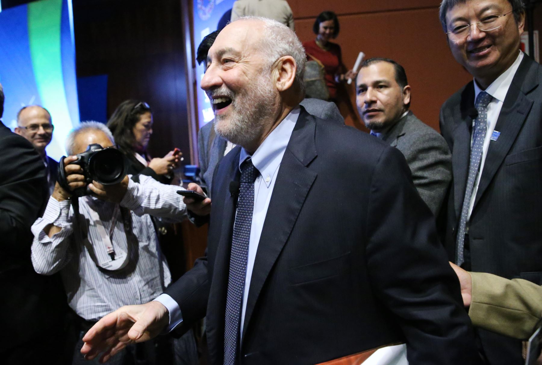 LIMA PERÚ, OCTUBRE 9. El premio Novel de Economia, Joseph Stiglitz participa de las Reuniones Anuales del Banco Mundial y el FMIFoto: ANDINA/Melina Mejía