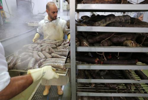 Alimentos envasados. Foto: AFP