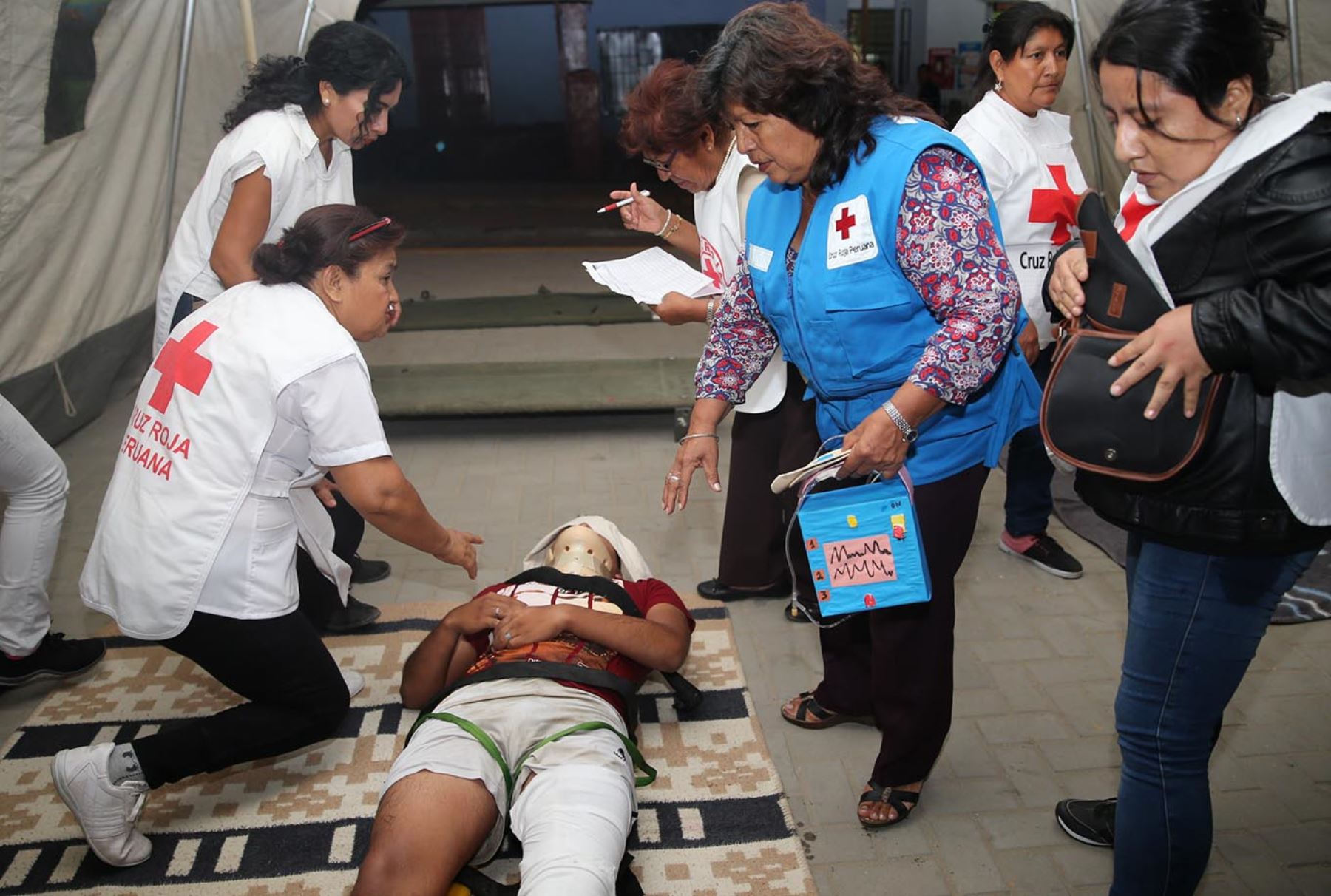 PIURA PERÚ, OCTUBRE 27.  Se realiza simulacro en Piura, ante posible fenómeno del niño. Foto: ANDINA/Melina Mejía