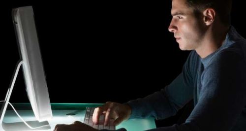 Google obtuvo uno de los mejores resultados, pese a que llegó sólo a un índice de 65, seguido de Yahoo! (58), Microsoft (56) y Twitter (50), mientras que los peor calificados son el servicio de mensajería ruso mail.ru (13) y el chino Tencent (16). Foto: INTERNET/Medios