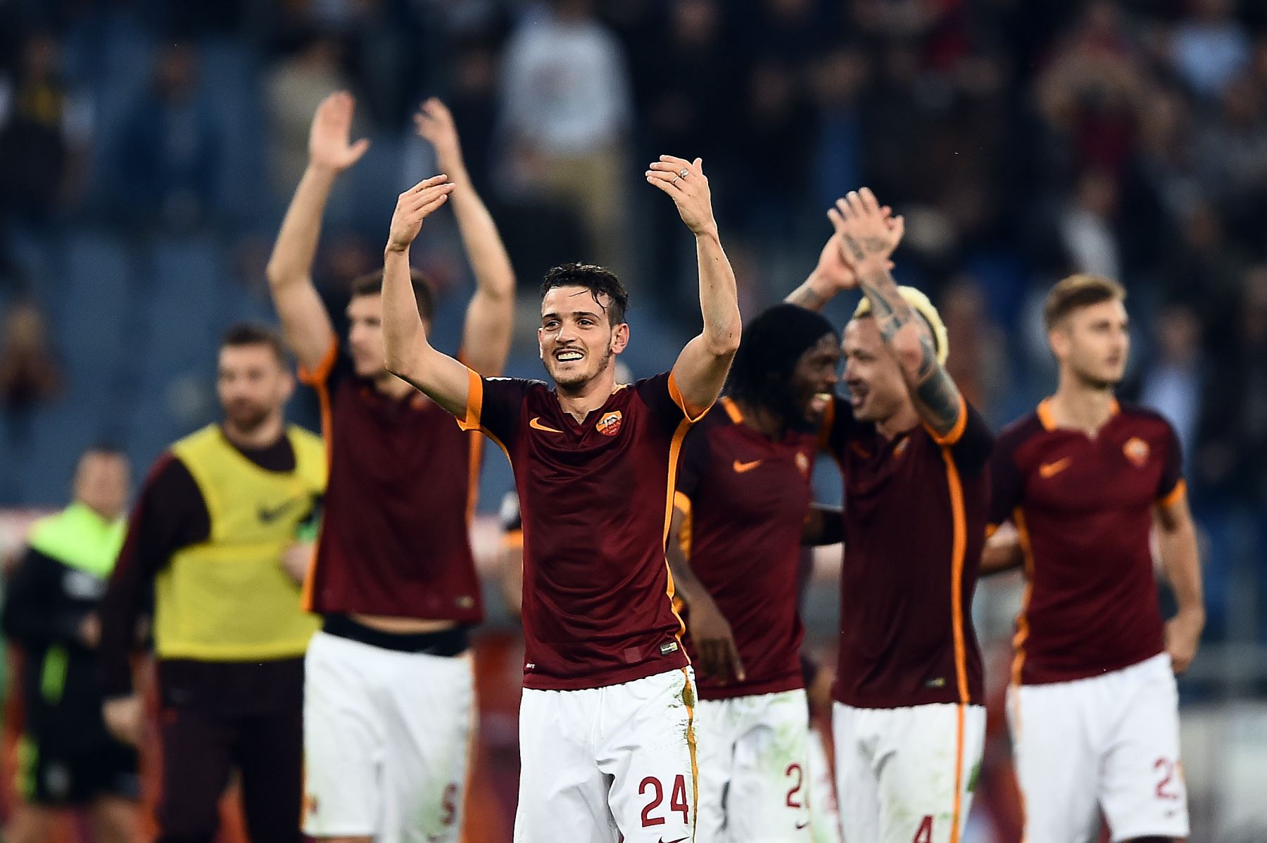 Roma Se Llevó El Derbi Derrotando 2 0 A La Lazio Noticias Agencia Peruana De Noticias Andina 1951