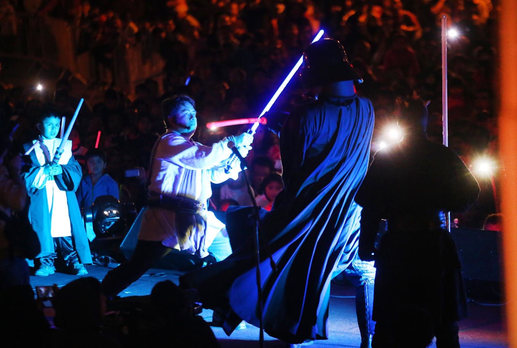 LIMA PERU, NOVIEMBRE 14. Feria de Star Wars en el Parque de la Reserva. Foto: ANDINA/Melina Mejía