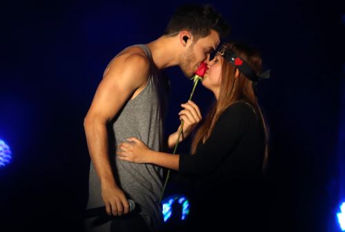 Prince Royce puso su cuota de amor sobre el escenario. ANDINA/Melina Mejía