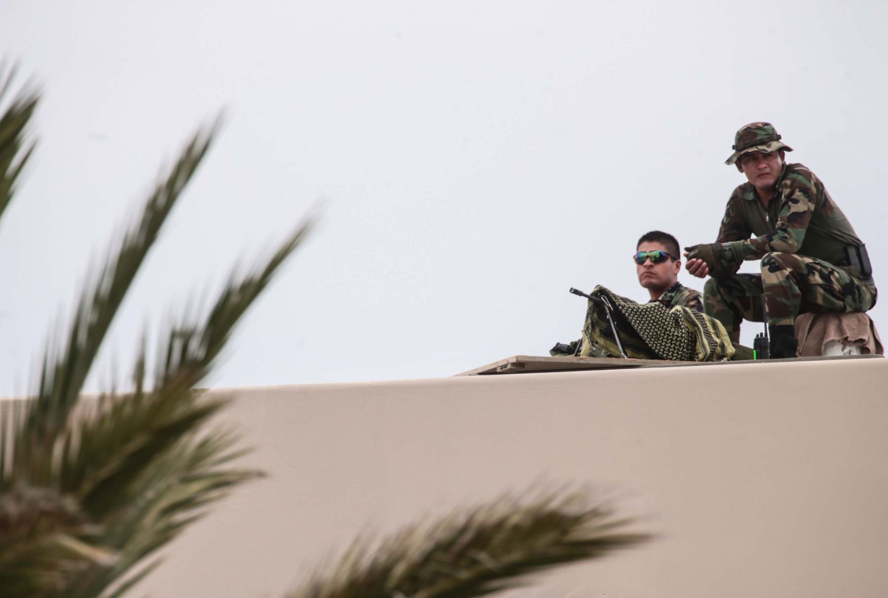 PARACAS-PERÚ, DICIEMBRE 03. Medidas de seguridad en la reunión de ejecutivos CADE 2015 en Paracas. Foto: ANDINA/ Carlos Lezama