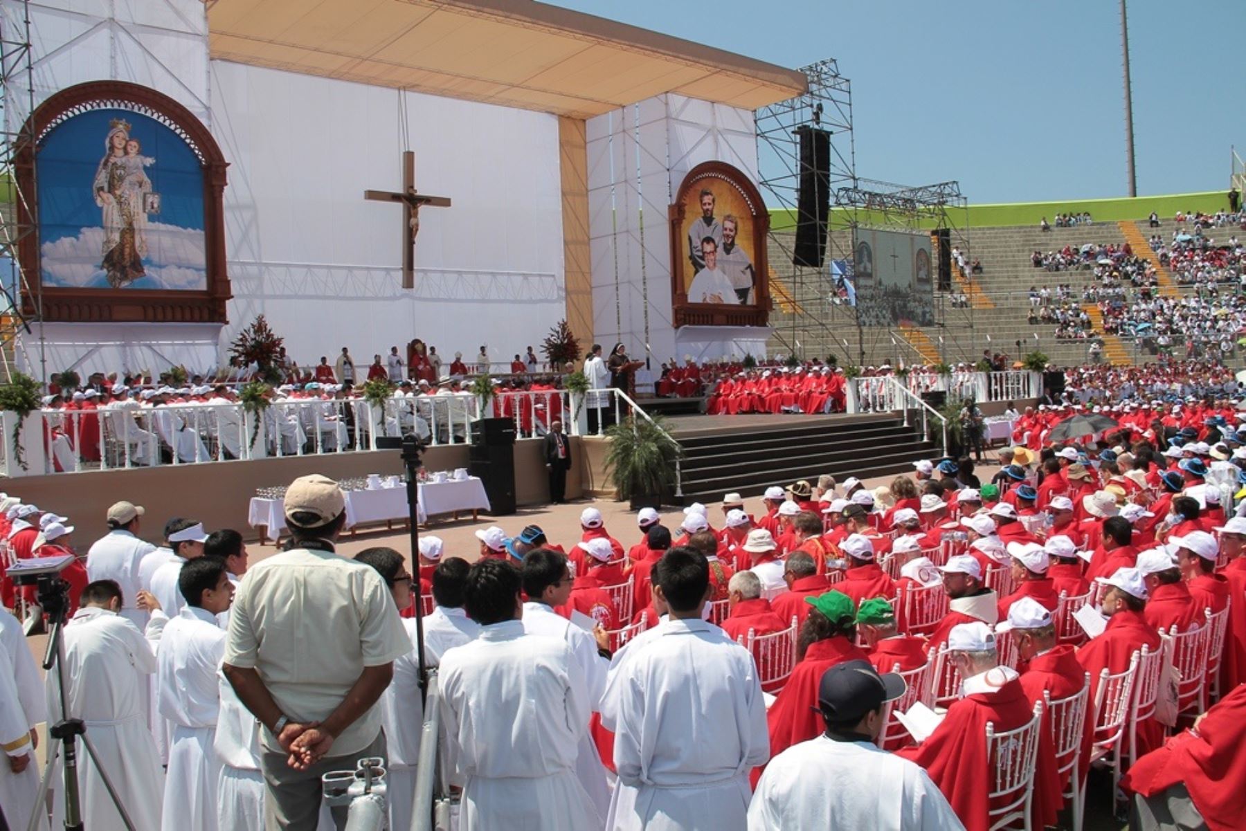 Ceremonia de beatificación de sacerdotes en Áncash.