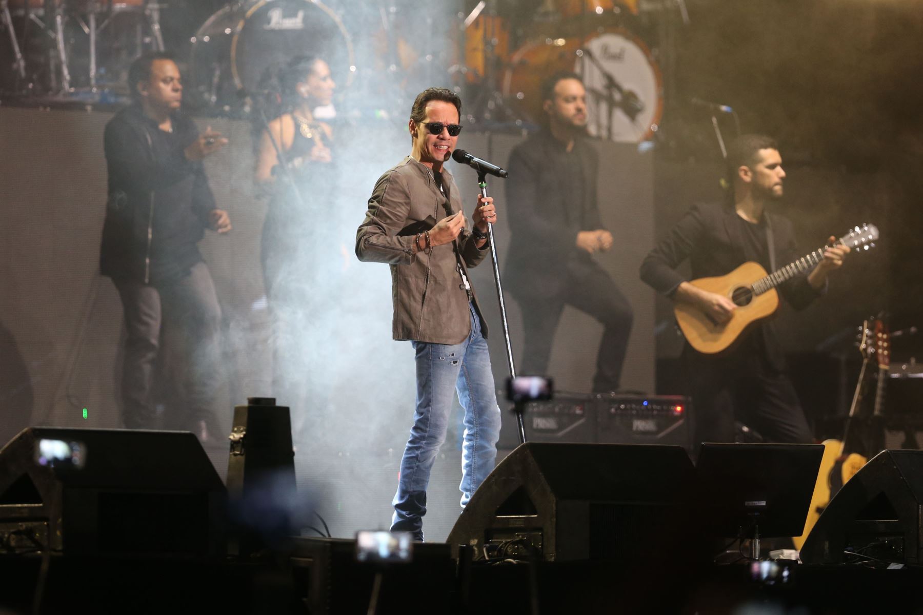 Marc Anthony llamó a Romeo Santos para interpretar el tema “Yo también” . ANDINA/Vidal Tarqui
