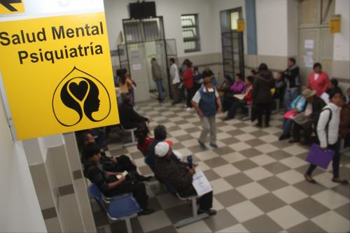 Las enfermedades de salud mental que atiende con más frecuencia el SIS son esquizofrenia, ansiedad, depresión y alcoholismo. ANDINA