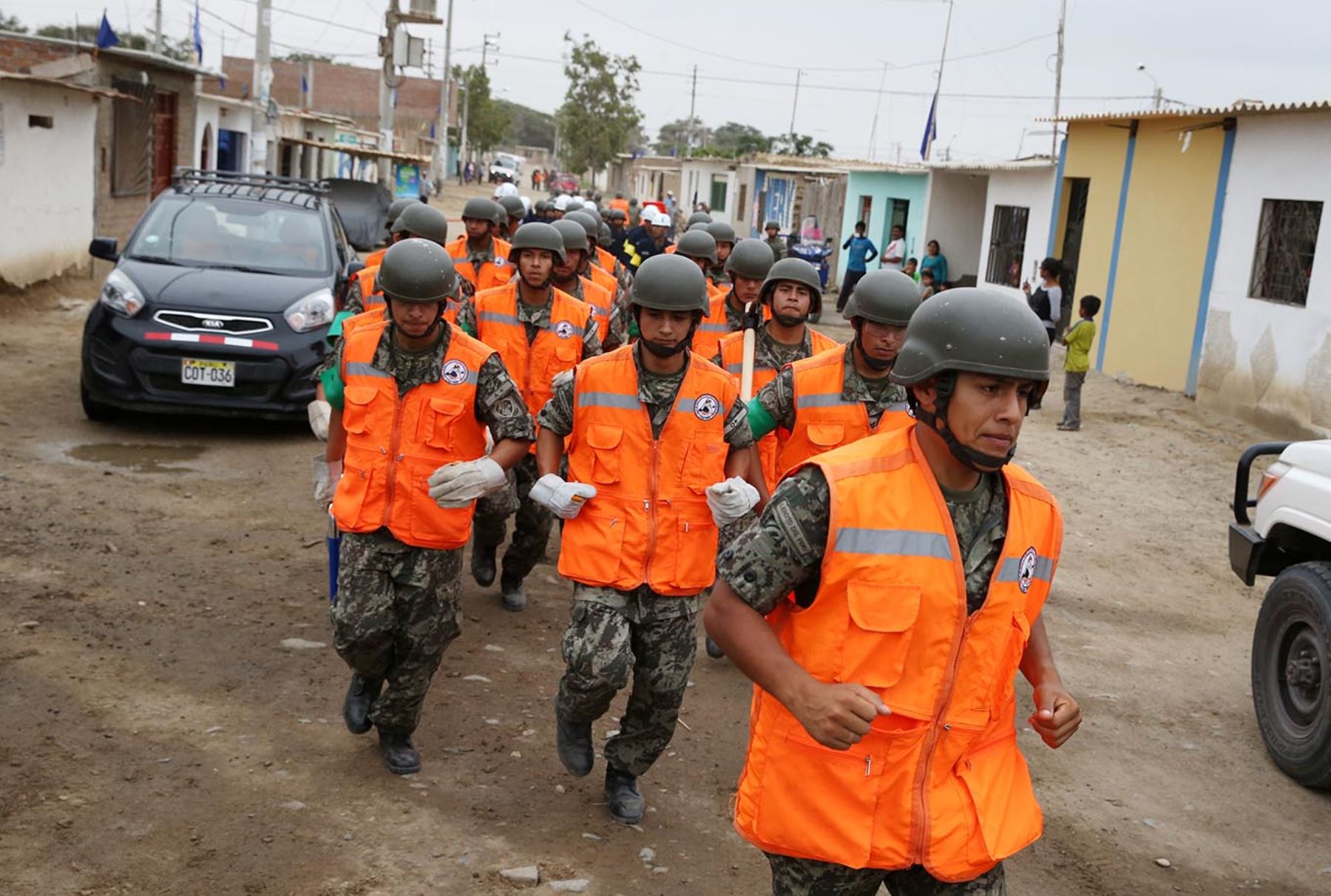 LAMBAYEQUE PERÚ, DICIEMBRE 11. Con la presencia del Ministro de Agricultura, Juan Manuel Benites, se realiza el tercer simulacro nacional.Foto: ANDINA/Melina Mejía