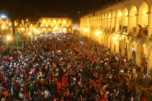 Partidos de la selección peruana en el Mundial de Fútbol Rusia 2018 generarán ingresos por más de S/ 1 millón en Arequipa. ANDINA