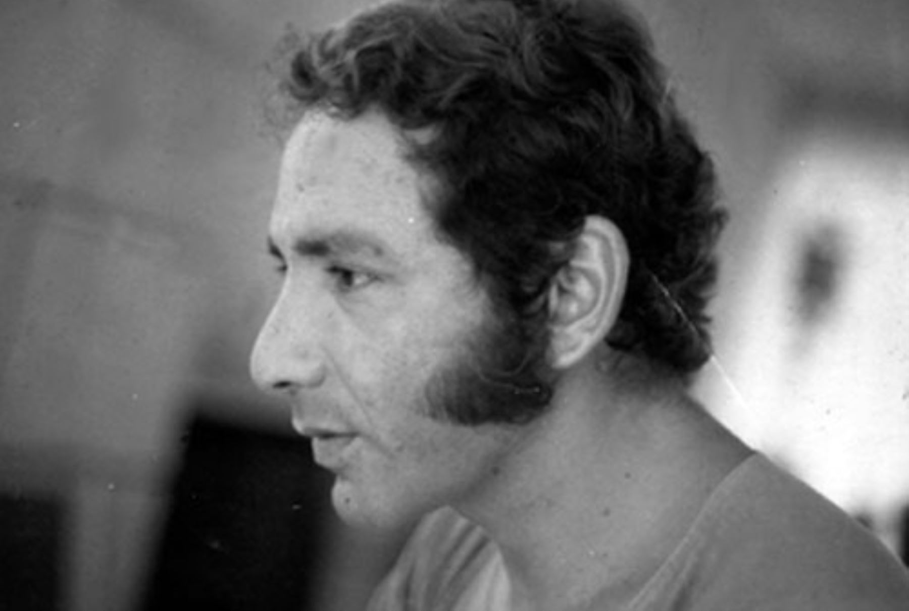 Poeta peruano Luis Hernández. INTERNET/Medios.