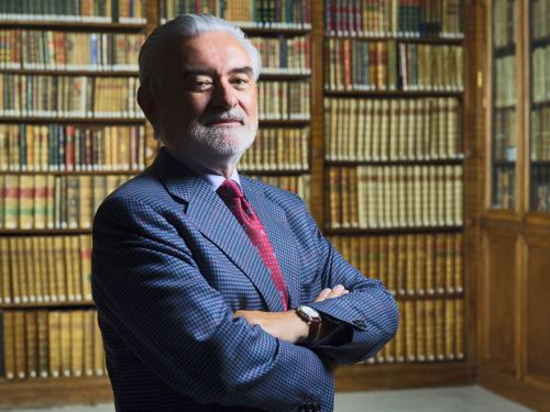 Darío Villanueva, director de la RAE y presidente de la Asociación de Academias de la Lengua Española. Foto: ANDINA/Difusión