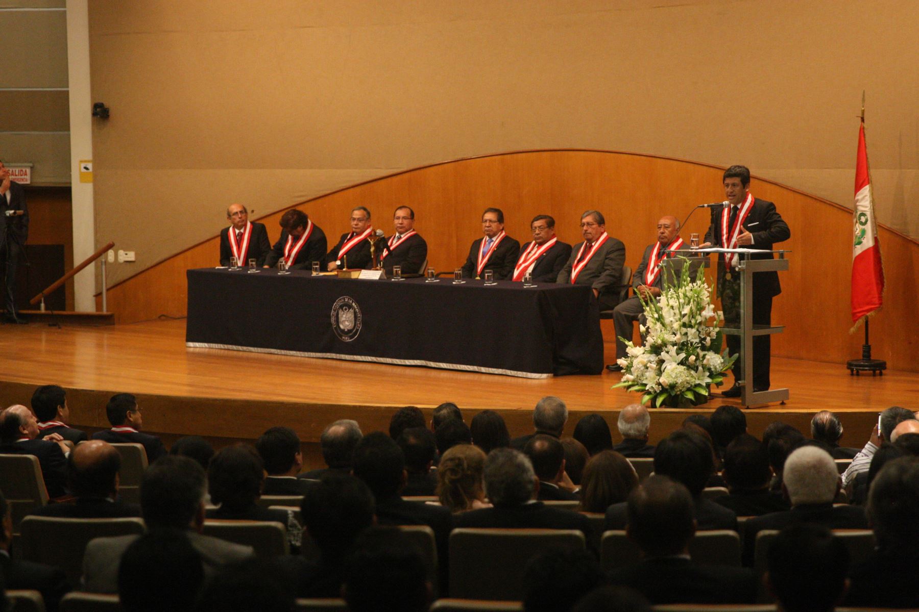 Juramentación de los magistrados supremos Cesar Hinostroza Pariachi y Tomas Gálvez Villegas. ANDINA/Héctor Vinces