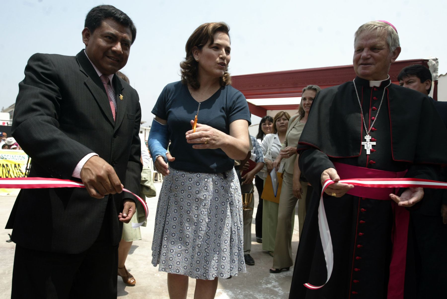 La Ministra de la Mujer, Susana Pinilla Cisneros, inaugura centro de emergencia de la mujer en la zona de Manchay, distrito de Pachacamac. Foto: ANDINA / Alberto Orbegoso