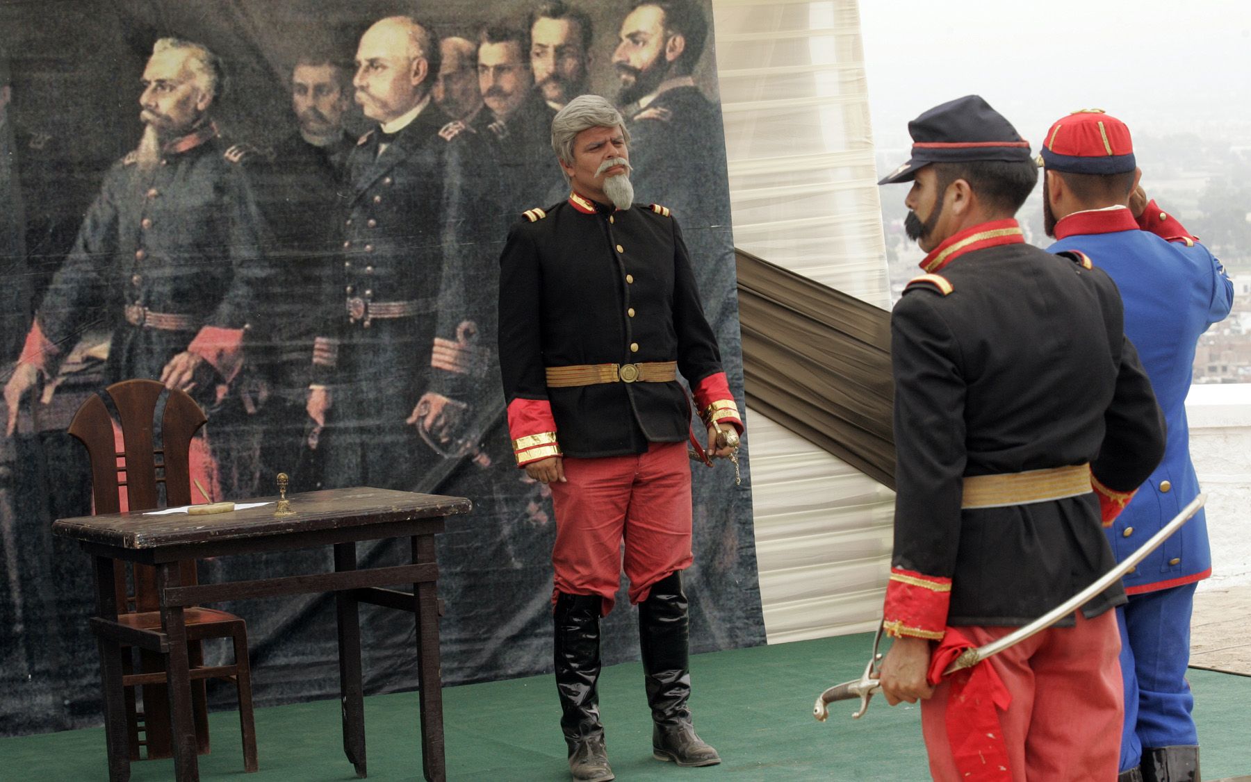 Ceremonia de homenaje a los Defensores de Lima en el Morro Solar .Foto ANDINA: Juan Carlos Guzmàn Negrini.