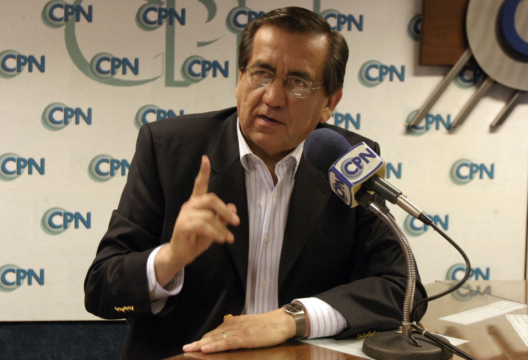 El Primer Ministro Jorge Del Castillo, en entrevista en CPN Radio. Foto. ANDINA/ Stephanie Zollner
