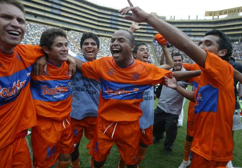 El equipo de Club Atlético Minero de Huarochirí derroto por 3 a 0 al Sport Aguilas de Huancayo subiendo a Primera División. Foto: ANDINA / Alberto Orbegoso