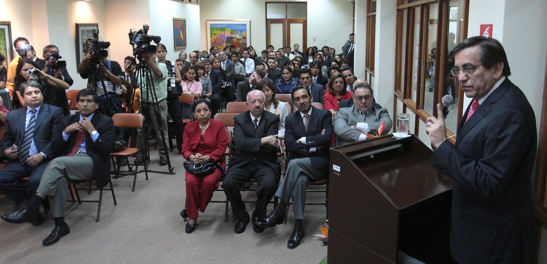 Jorge del Castillo, presidente del Consejo de Ministros en la presentacion del nuevo portal de la agencia Andina. Foto: ANDINA/Jack Ramón