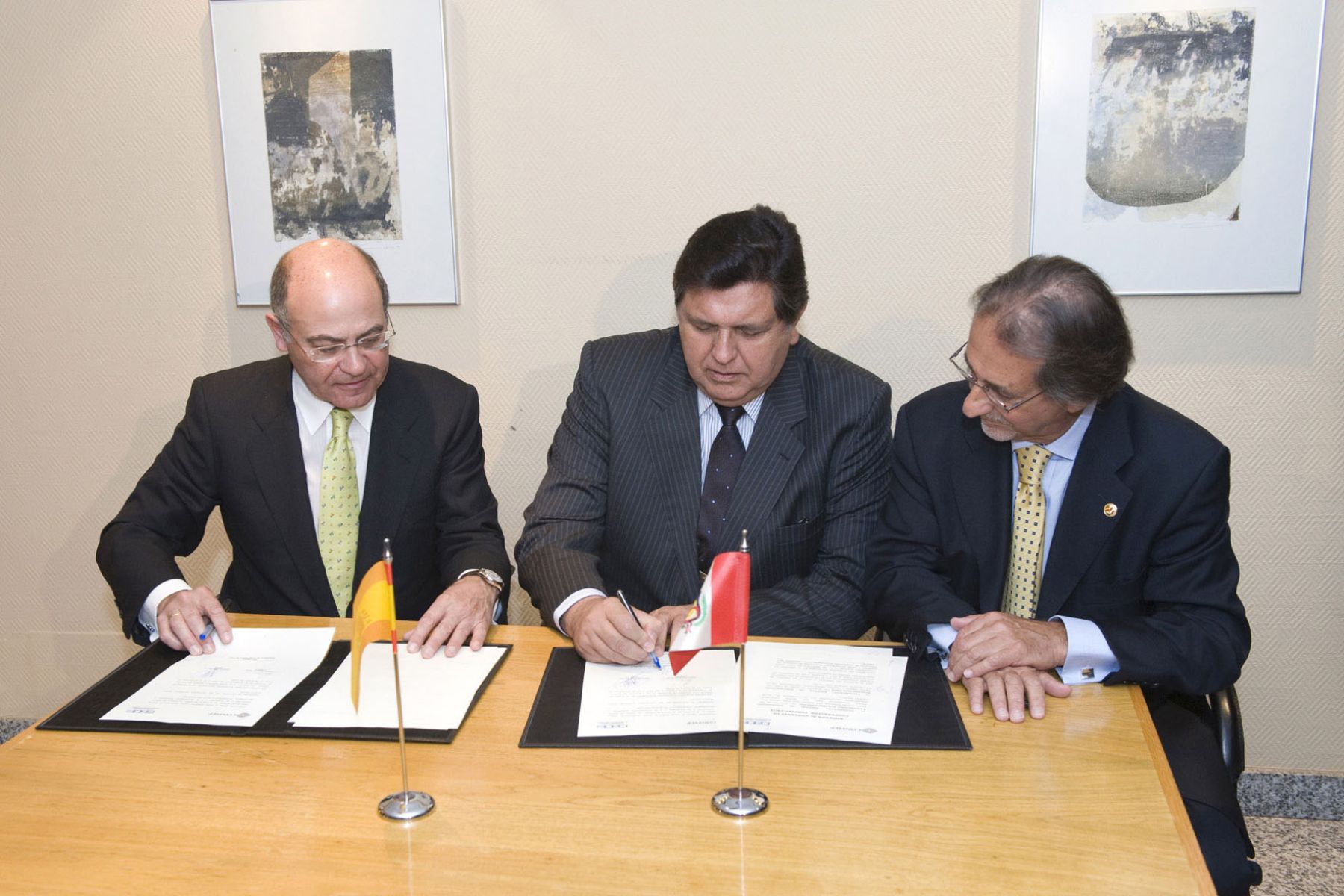 Presidente Alan García participa en el encuentro empresarial organizado en la Confederación Española de Organizaciones Empresariales (CEOE). Foto:ANDINA/Sepres