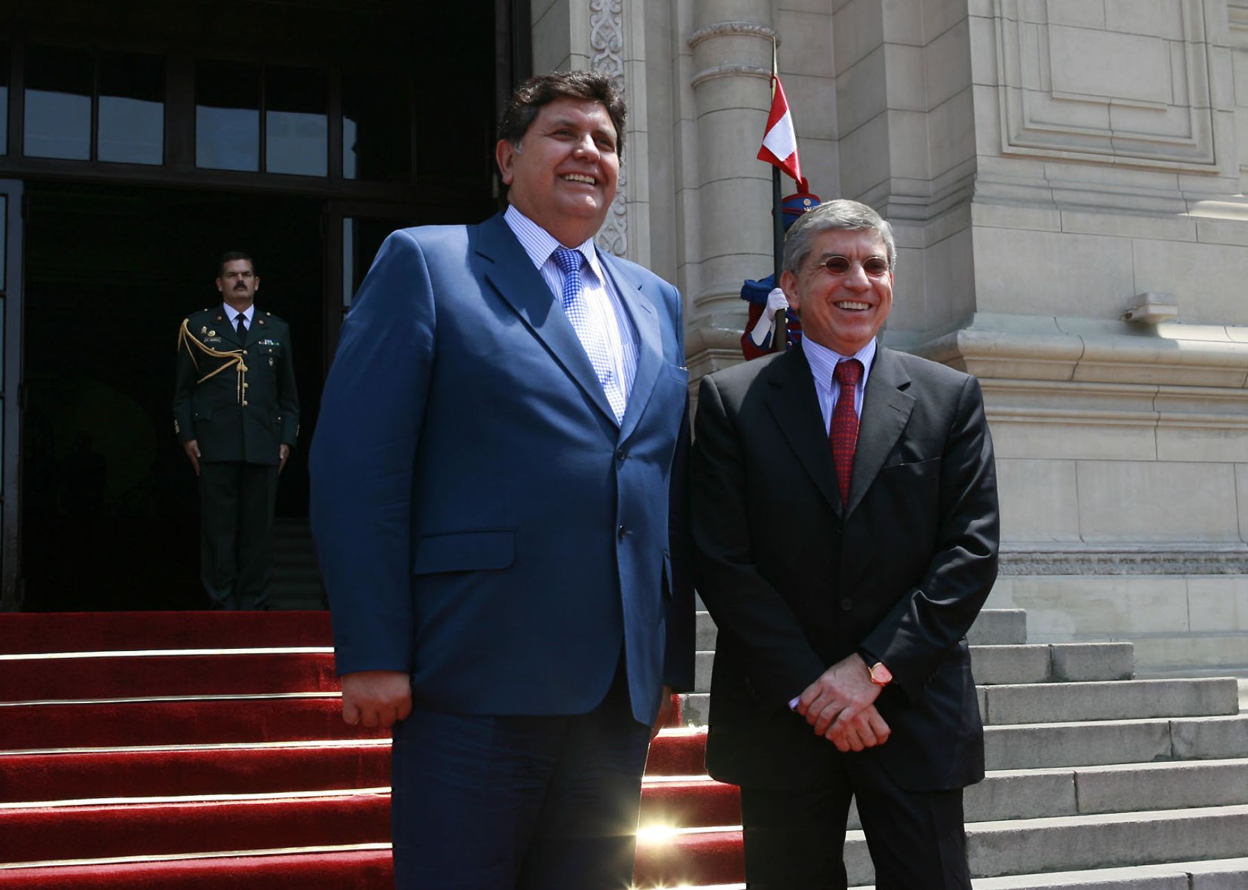 El Presidente Alan García junto al ex presidente de Colombia César Gaviria en Palacio de Gobierno.Foto:ANDINA/SEPRES/Oscar Farje Gomero