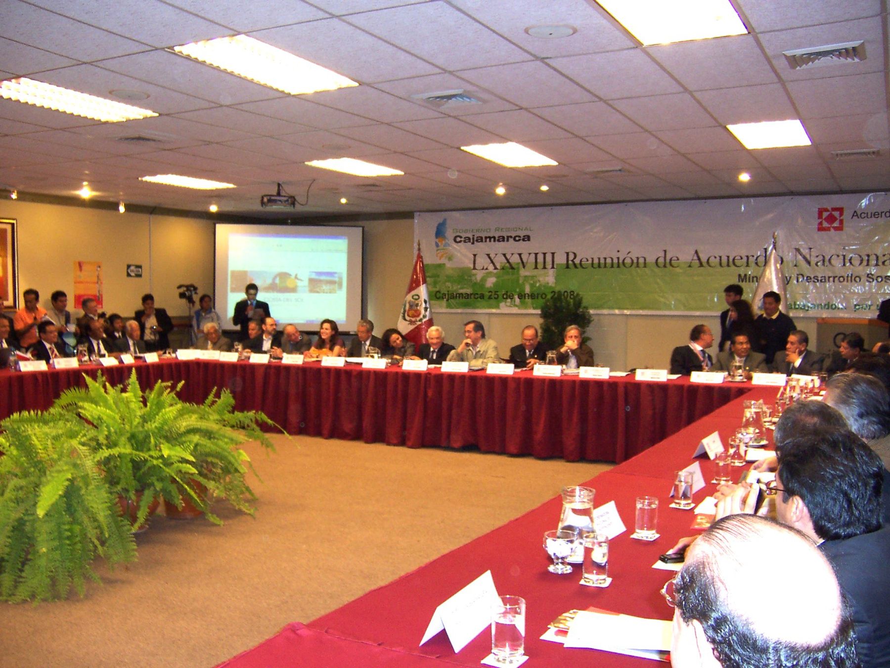 El presidente del Consejo de Ministros, Jorge del Castillo, presidió este viernes la septuagésima octava sesión del Foro del Acuerdo Nacional en la ciudad de Cajamarca. Foto:ANDINA/ Eduard Lozano