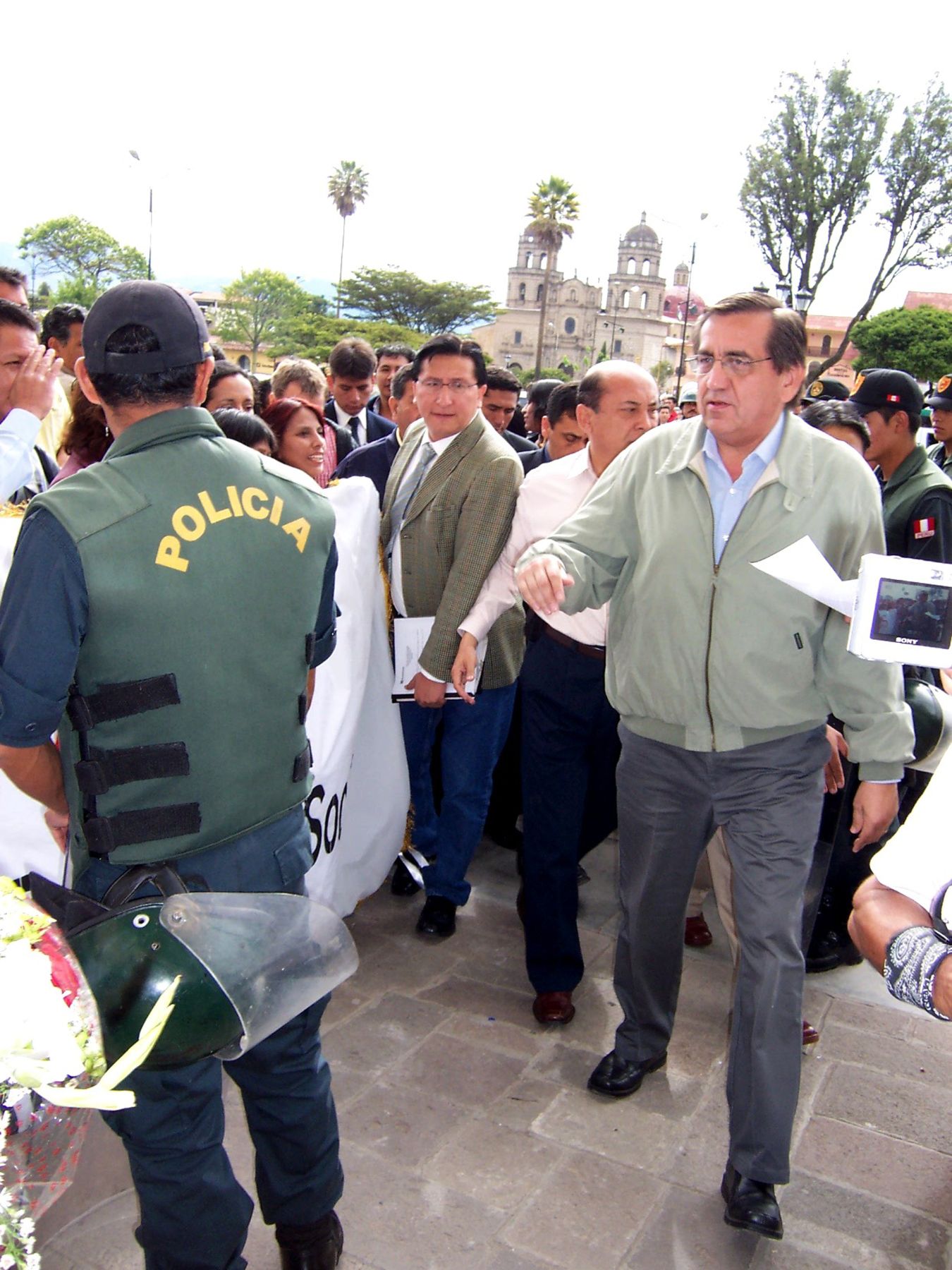 El presidente del Consejo de Ministros Jorge del Castillo, esta mañana  en la cuidad de Cajamarca. Foto:ANDINA/Eduard Lozano