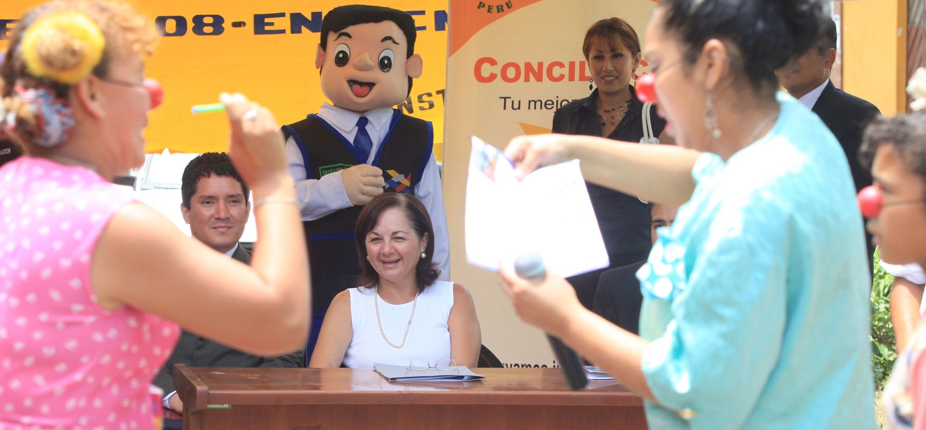 La ministra de Justicia, Rosario Fernández inaugura centro de conciliación en el distrito de El Agustino. Foto: ANDINA/Carlos Lezama