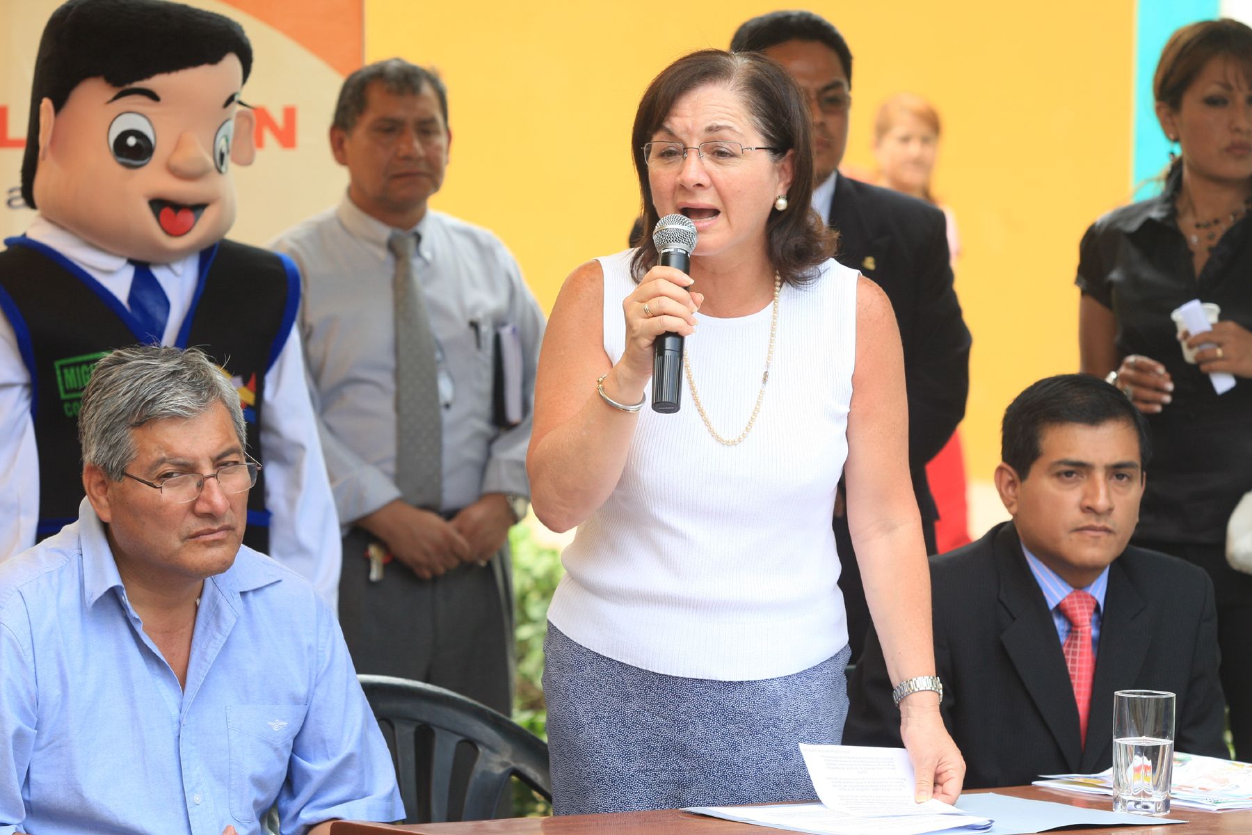La ministra de Justicia, Rosario Fernández inaugura centro de conciliación en el distrito de El Agustino. Foto: ANDINA/Carlos Lezama
