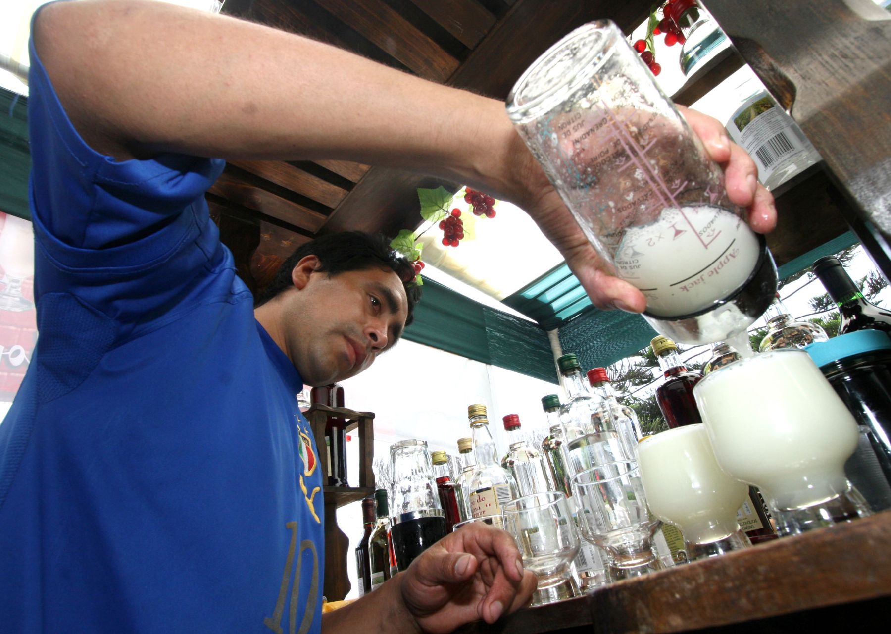Homenaje por el Pisco Sour en Pueblo Libre y en Chabuca Granda. Foto: ANDINA/Maritza Rosales