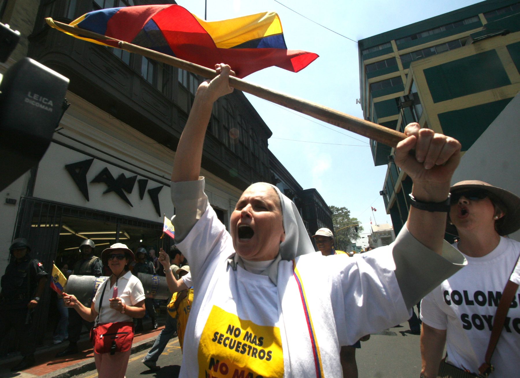Marcha de solidaridad a favor de la víctimas  de secuestro y tratos crueles cometidos por grupos terroristas que operan en Colombia. Foto: ANDINA/Maritza Rosales.