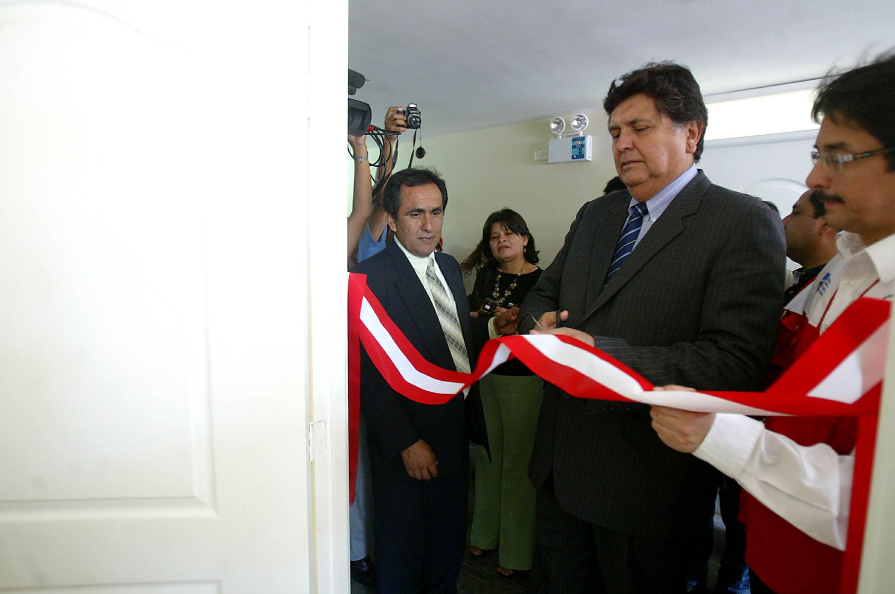 El presidente de la República, Alan García Pérez, inaugura complejos habitacionales en la ciudad de Truillo. Foto: ANDINA / Alberto Orbegoso