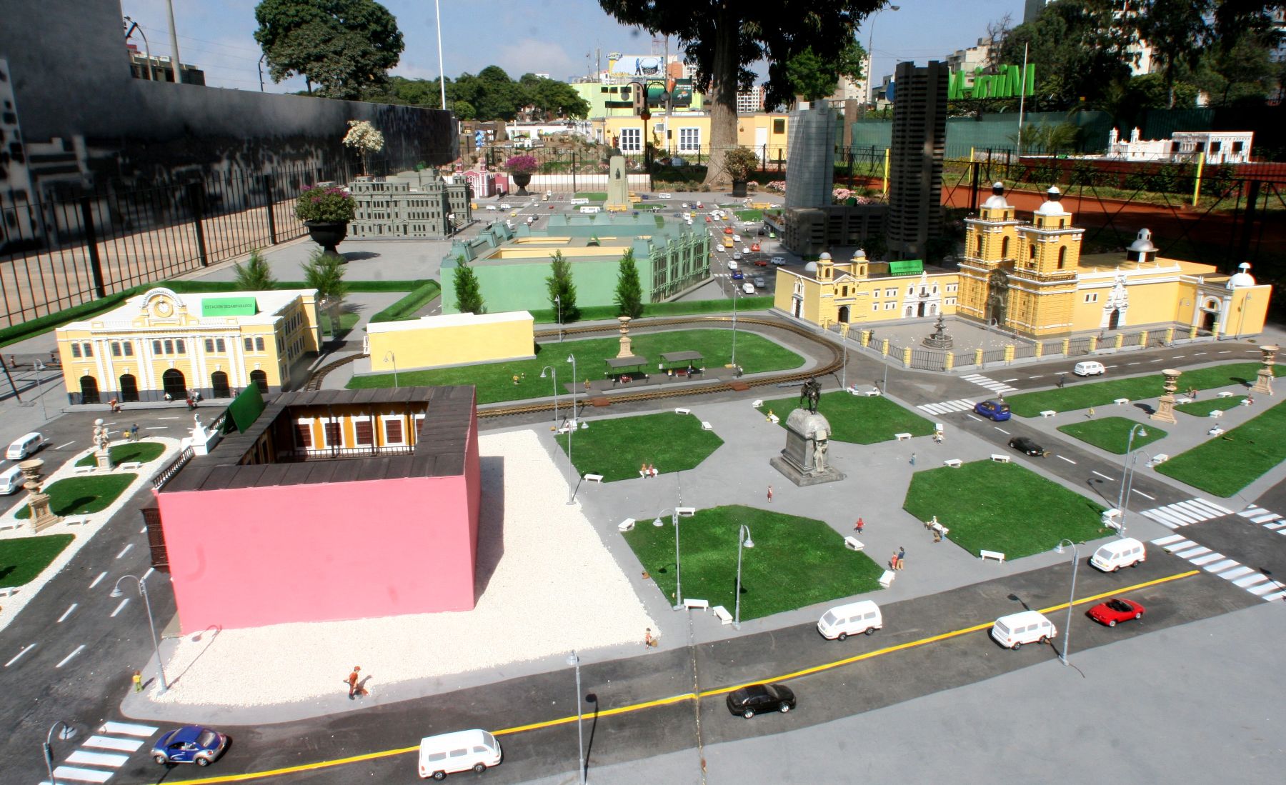 Recreación de Lima en parque temático "Mini mundo" de Jesús María. Foto:ANDINA/Norman Córdova