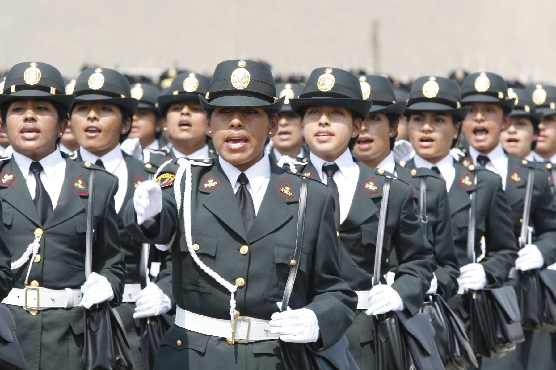 Mujeres policias.