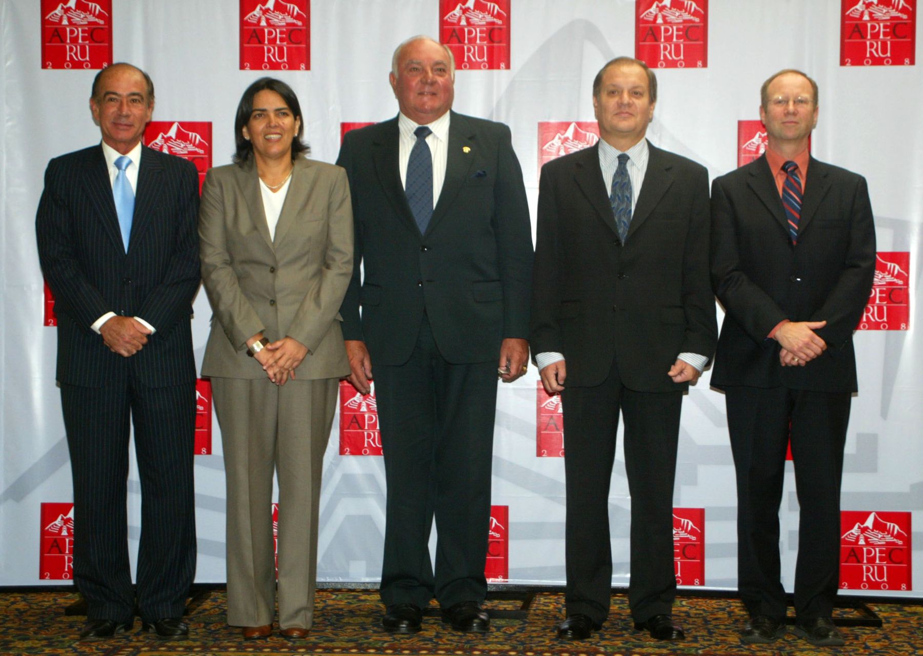 Autoridades que inauguraron la primera reunión  reunión de Altos Funcionarios (SOM I) de APEC. Foto: ANDINA/ Piero Vargas